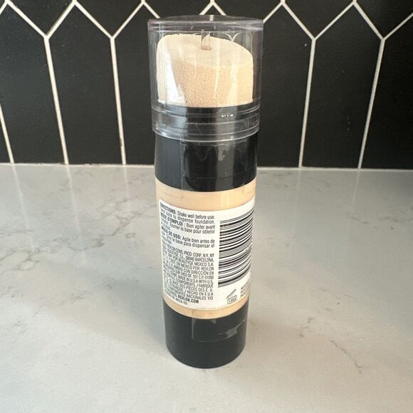 Revlon PhotoReady Insta-Filter Foundation - 130 Porcelaine - Picture 2 of 3